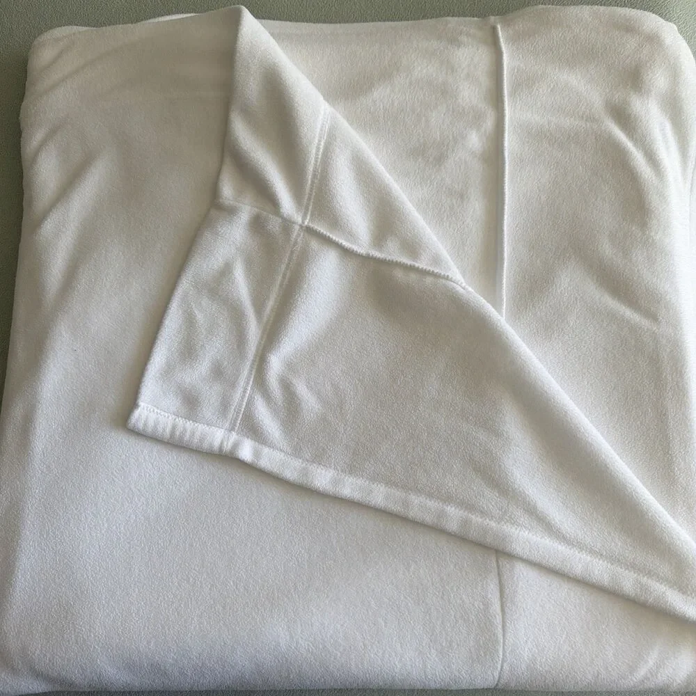 Berkshire Blanket Cal King All-Season Microfleece Top Sheet/Blanket White